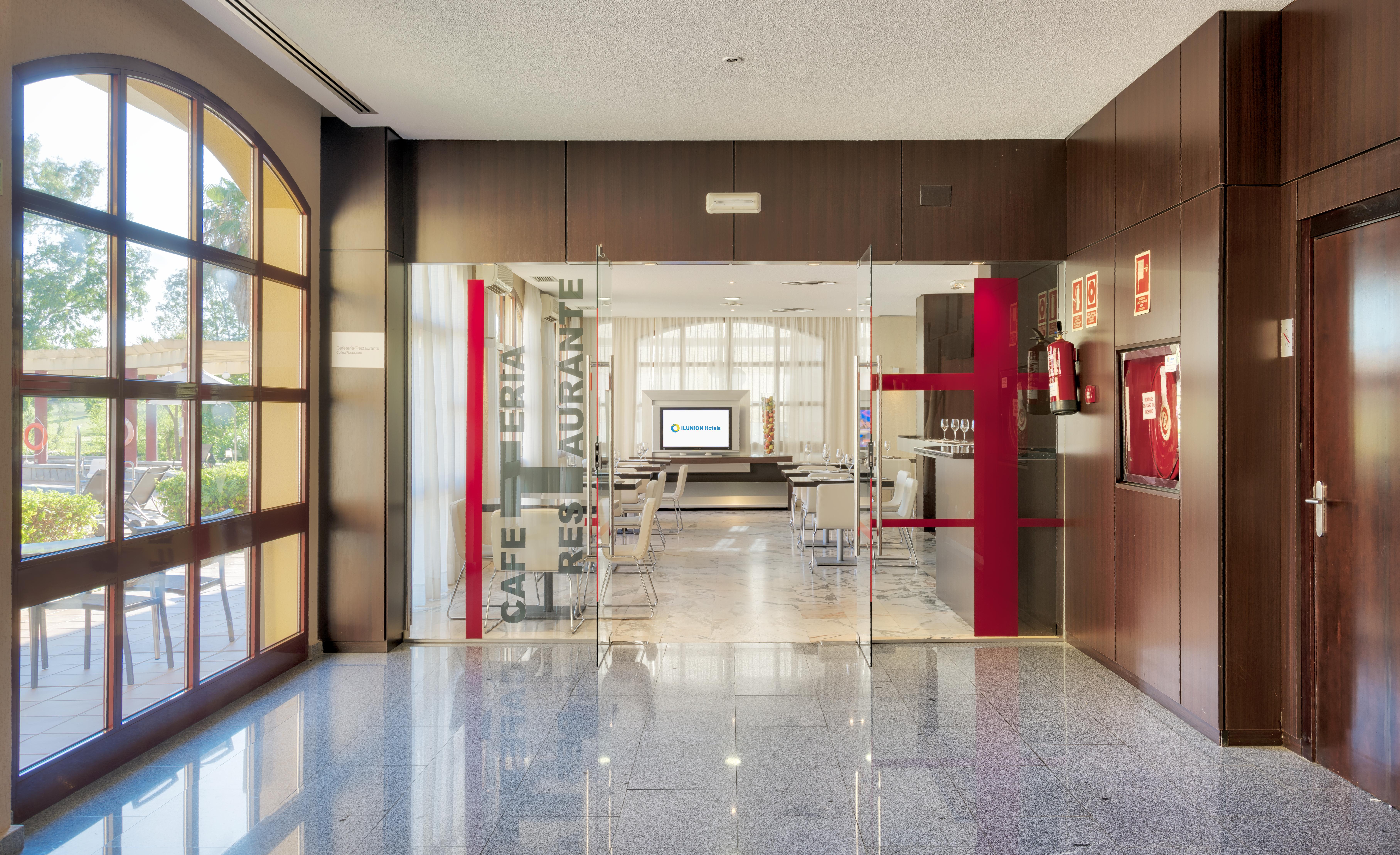 Ilunion Golf Badajoz Otel Dış mekan fotoğraf
