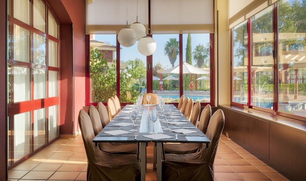 Ilunion Golf Badajoz Otel Dış mekan fotoğraf