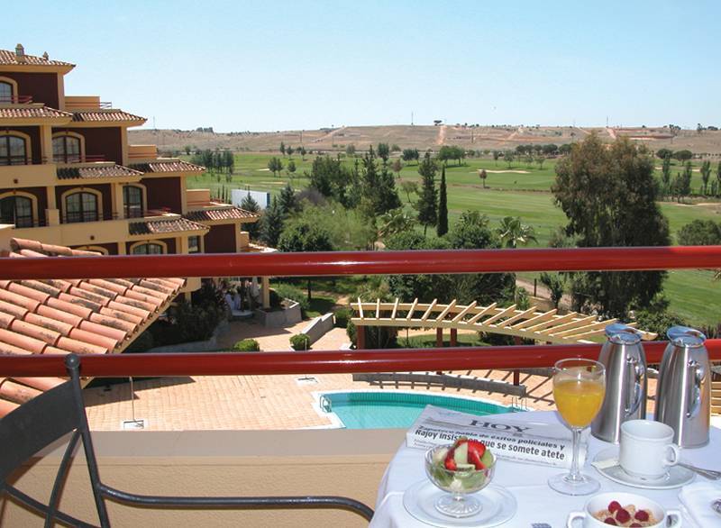 Ilunion Golf Badajoz Otel Konforlar fotoğraf